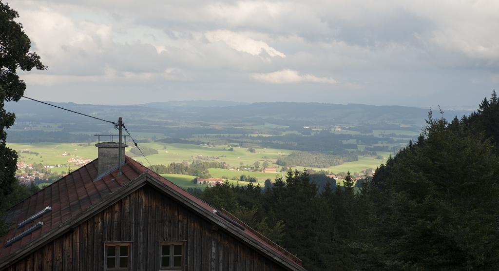 Panoramagasthof Auf Dem Auerberg Bernbeuren エクステリア 写真