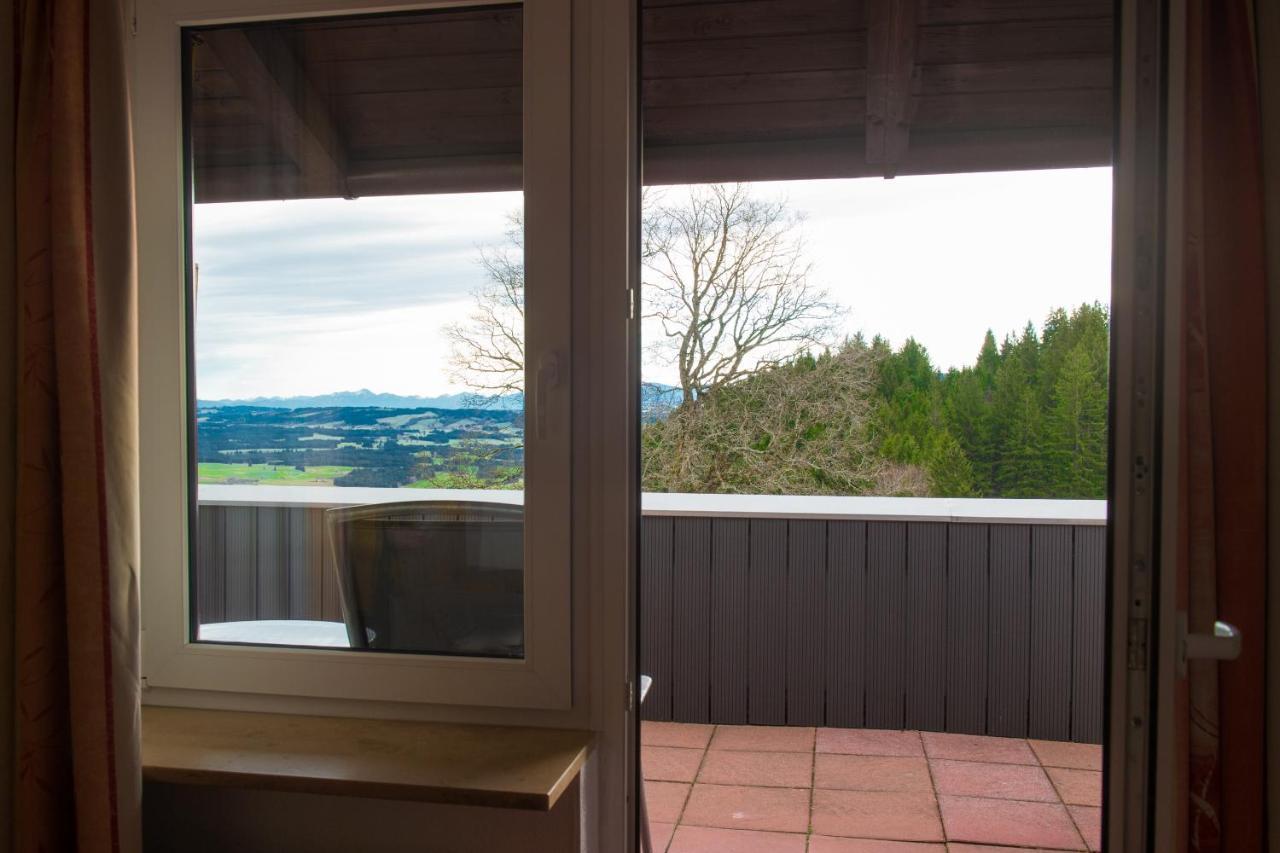 Panoramagasthof Auf Dem Auerberg Bernbeuren エクステリア 写真